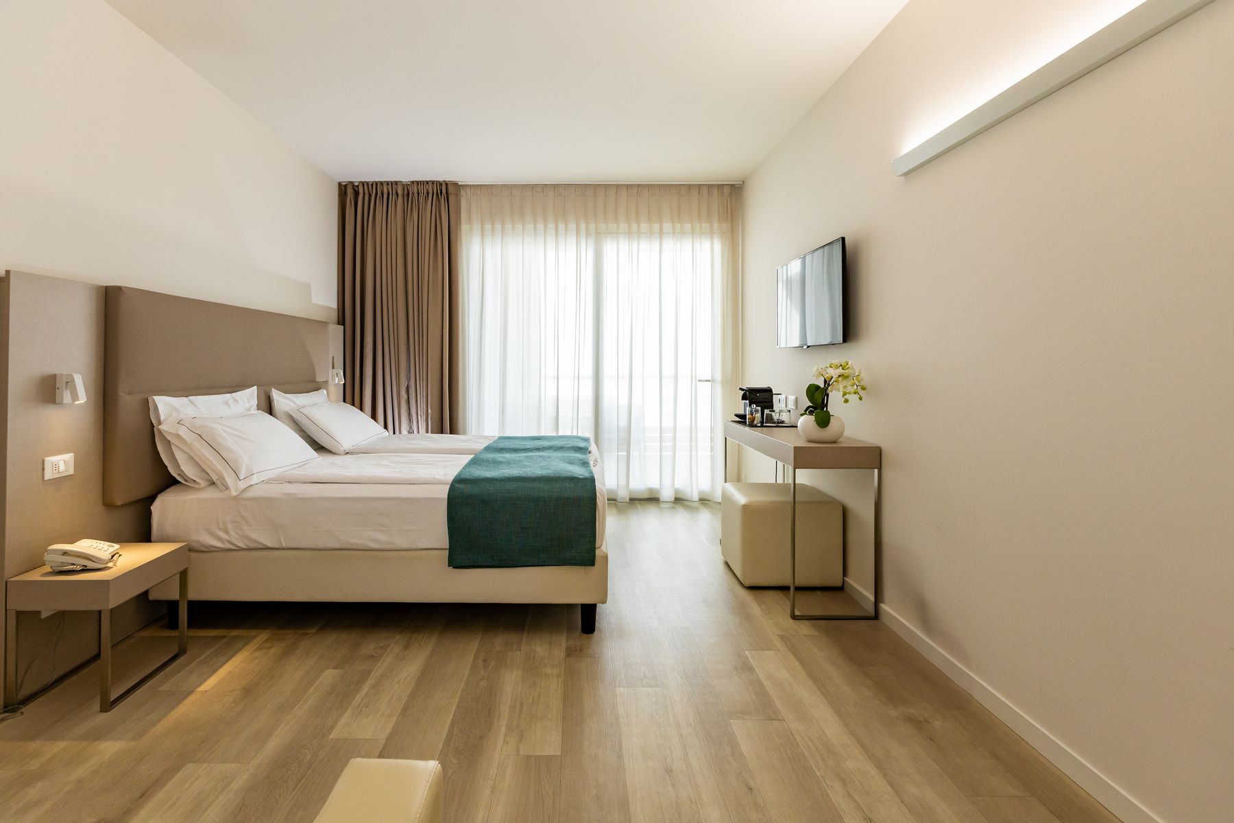 Europa-Hotel-Sirmione-4s-gardasee-zimmer-suiten-l06