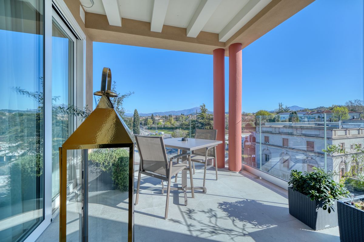 luxushotel-gardasee-palazzo-della-scala-lazise-luxury-suite-10