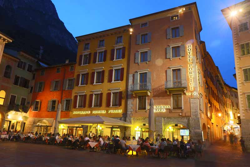 Hotel-Portici-Riva-del-Garda-esterna