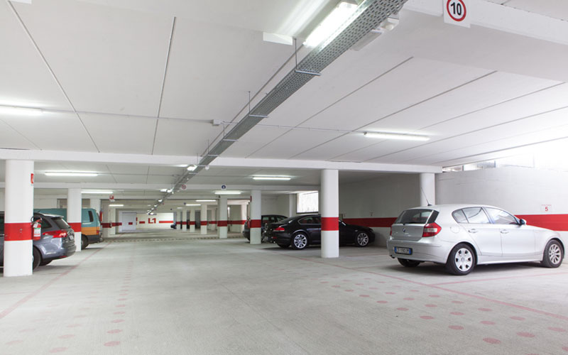 Hotel-Portici-Riva-del-Garda-parking