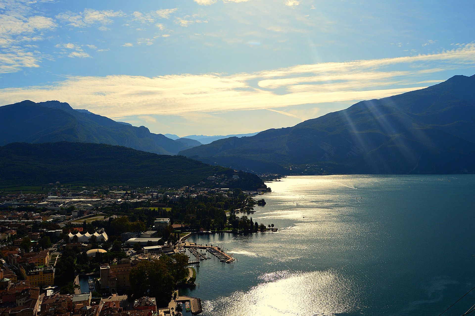 La Passeggiata e la funicolare al Bastione di Riva del Garda